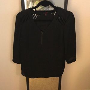 Black mid sleeve shirt